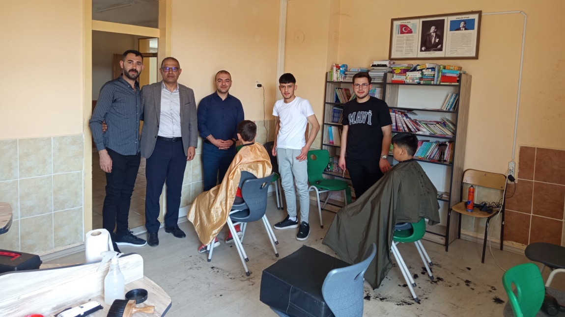 OKULUMUZDA SAÇ KESİM ETKİNLİĞİ YAPILDI